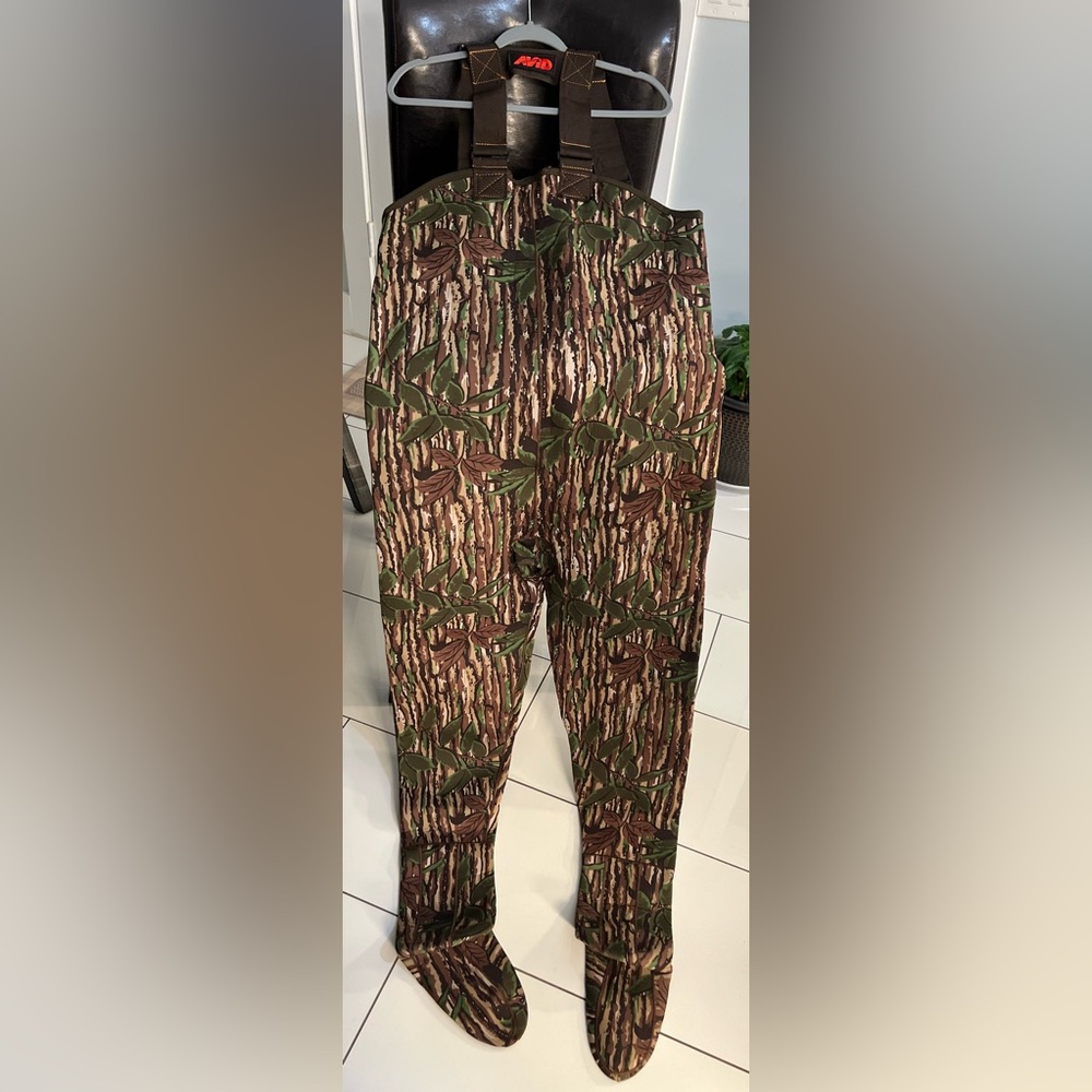 Avid Camo Neoprene Outdoor Cargo Pants size L - Picture 15 of 16